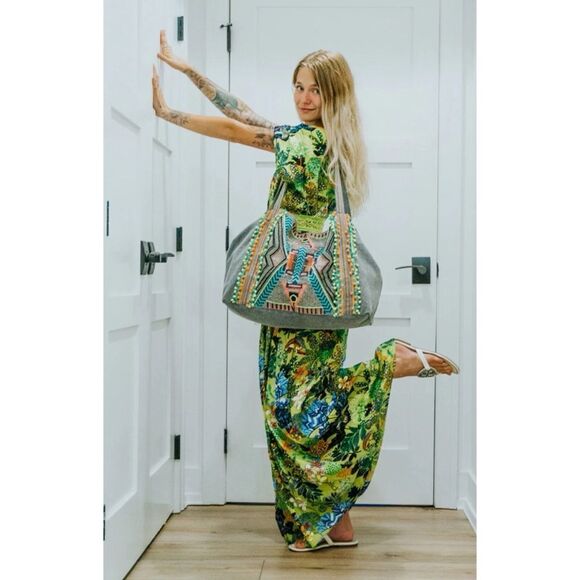 America & Beyond GARGOYLE EMBELLISHED GRAY HAND BEADED TOTE - Picture 4 of 9